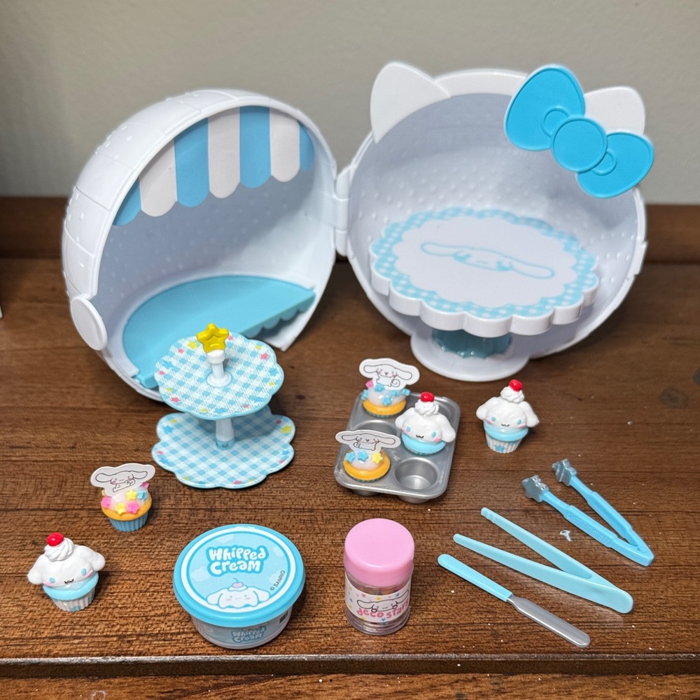 Mini verse cinnamoroll cupcakes - Picture 2 of 5